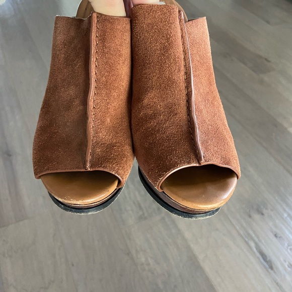 Chloe Suede Heels - Picture 3 of 5